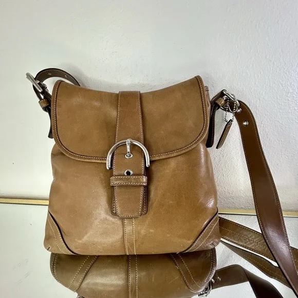 Vintage Y2K Coach Soho 9480 Leather Crossbody Buckle Purse Bag Tan Brown Wallet - Picture 2 of 10